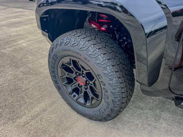 2025 Toyota Tacoma TRD Off-Road HV