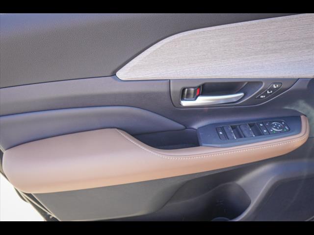 2025 Toyota Grand Highlander Platinum