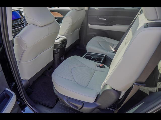 2025 Toyota Grand Highlander Platinum