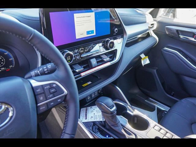 2025 Toyota Highlander Limited