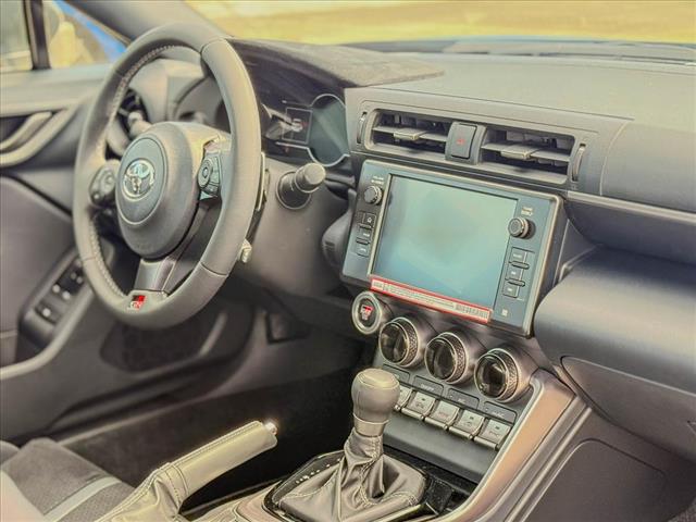 2025 Toyota GR86 Premium