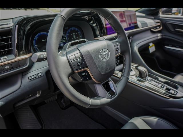 2025 Toyota Crown Platinum