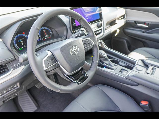 2025 Toyota Grand Highlander Hybrid Limited