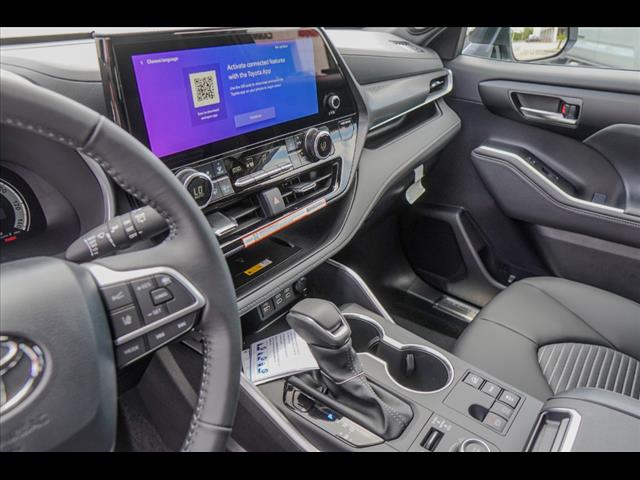 2025 Toyota Highlander XSE