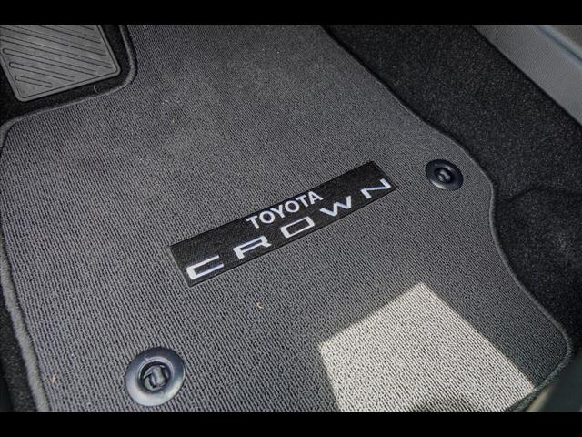 2025 Toyota Crown Platinum