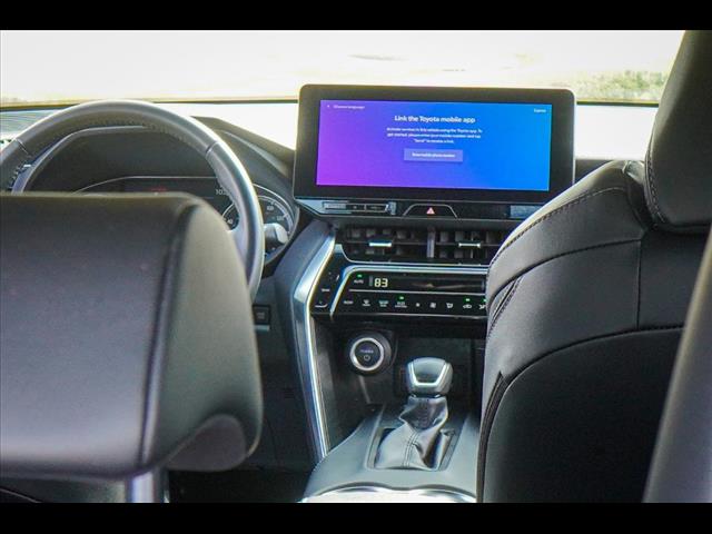 2023 Toyota Venza XLE