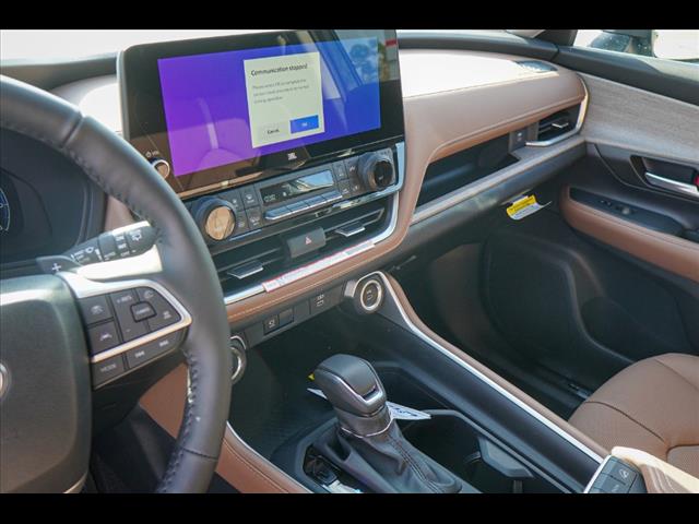 2025 Toyota Grand Highlander Platinum