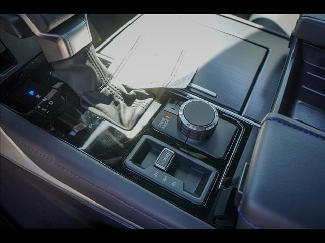 2025 Toyota Tundra Platinum HV