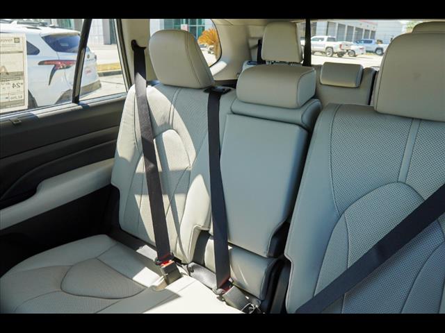 2024 Toyota Grand Highlander Limited