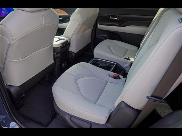 2025 Toyota Grand Highlander Limited