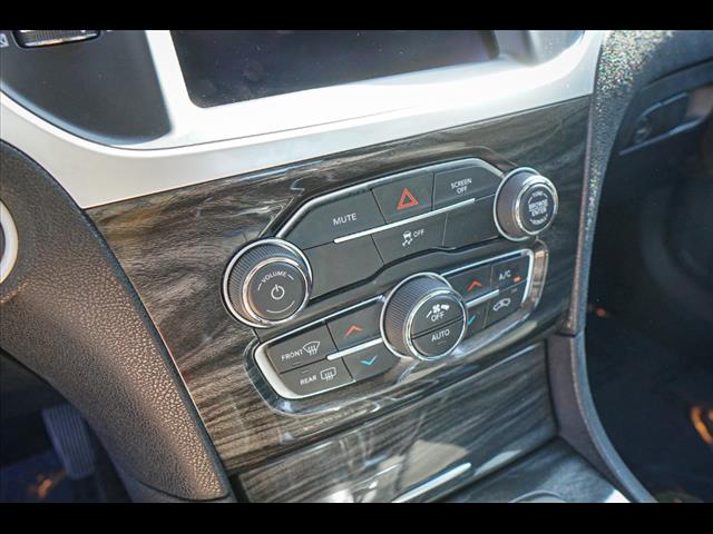 2022 Chrysler 300 Touring