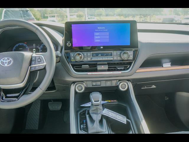 2025 Toyota Grand Highlander Platinum
