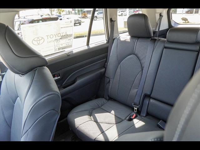 2025 Toyota Grand Highlander Hybrid Limited