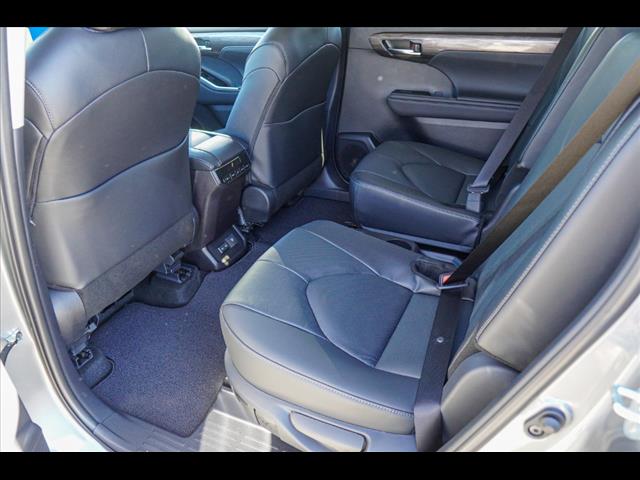 2025 Toyota Highlander Limited