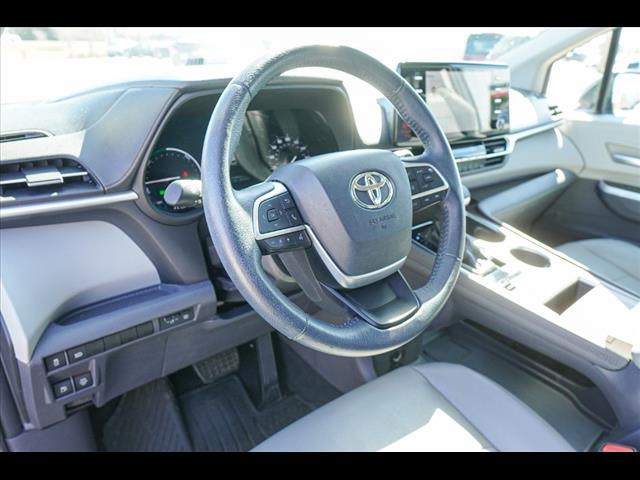 2021 Toyota Sienna XLE 7-Passenger