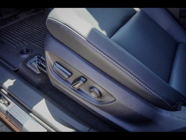 2025 Toyota Crown Signia Limited