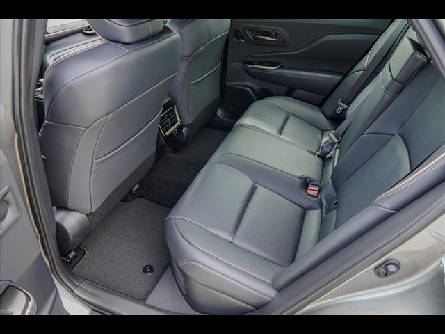 2025 Toyota Crown Platinum