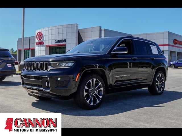 2022 Jeep Grand Cherokee Overland