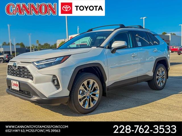 2025 Toyota RAV4 XLE Premium