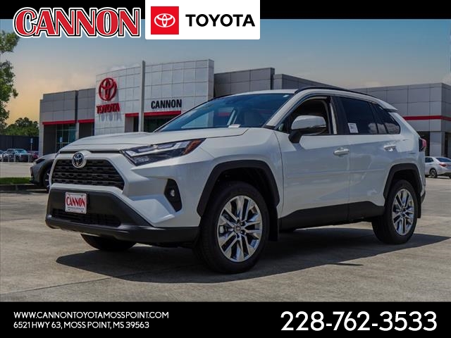 2025 Toyota RAV4 XLE Premium