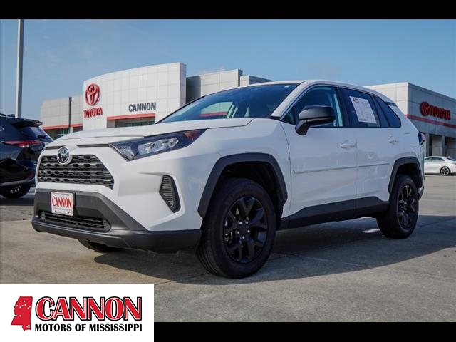 2022 Toyota RAV4 LE