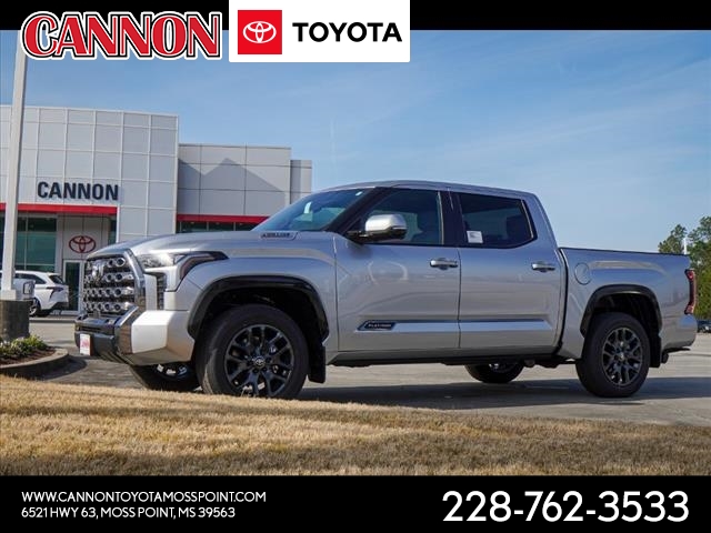 2025 Toyota Tundra Platinum HV