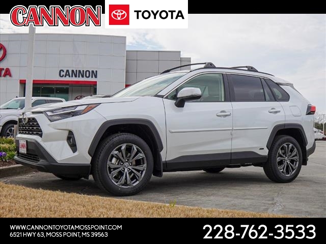 2025 Toyota RAV4 Hybrid XLE Premium
