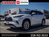 2025 Toyota Highlander Hybrid Platinum
