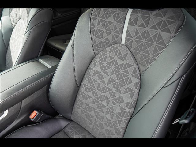 2025 Toyota Highlander Hybrid XLE