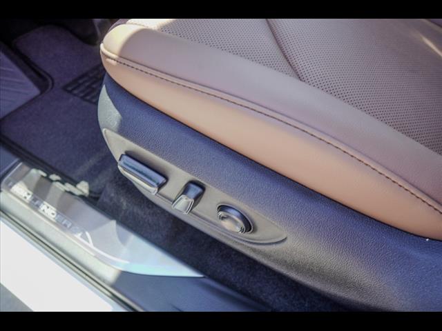 2025 Toyota Highlander Hybrid XLE