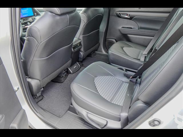 2025 Toyota Highlander XSE