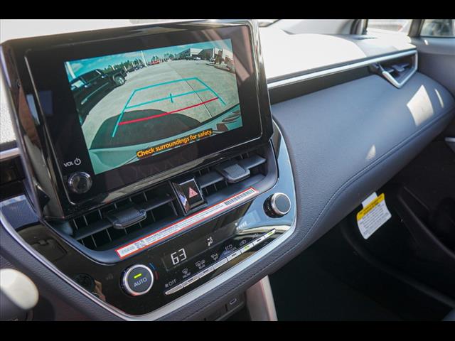 2025 Toyota Corolla Cross LE