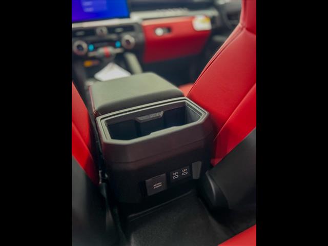 2025 Toyota Tacoma TRD Off-Road HV