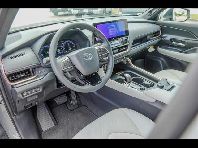 2025 Toyota Grand Highlander Hybrid MAX Limited