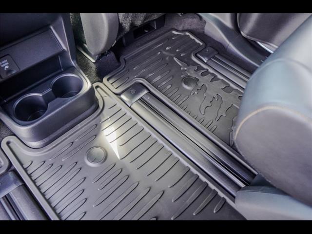 2025 Toyota Sienna Woodland Edition