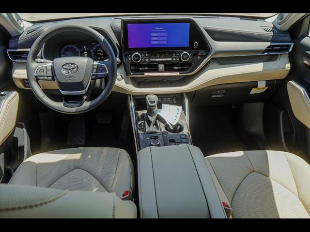 2025 Toyota Highlander Limited
