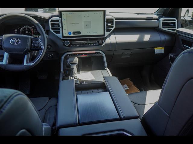 2025 Toyota Tundra Platinum HV
