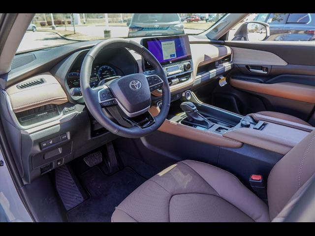 2025 Toyota Grand Highlander Platinum