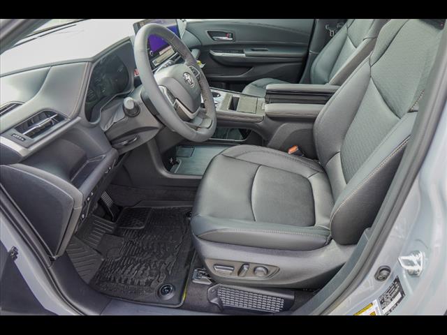 2025 Toyota Sienna Woodland Edition