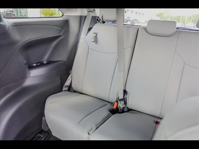 2025 Toyota Sienna XLE 7-Passenger