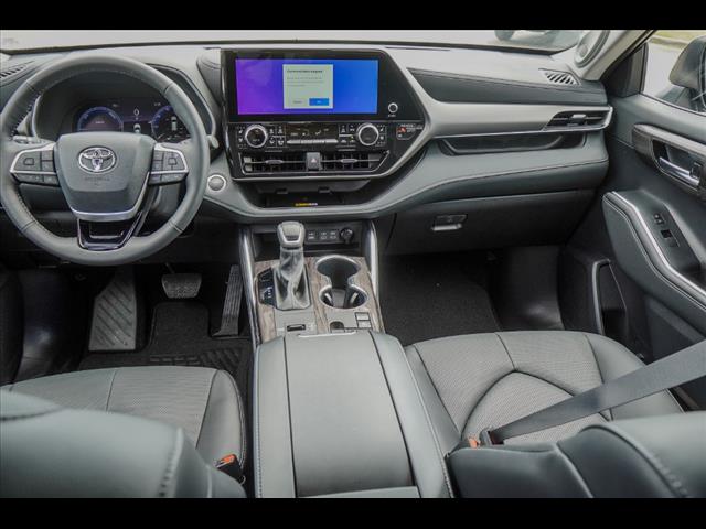 2024 Toyota Highlander Hybrid Limited