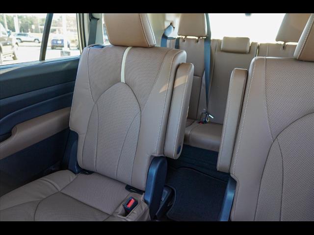 2025 Toyota Grand Highlander Platinum