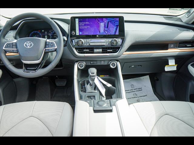 2025 Toyota Grand Highlander Limited