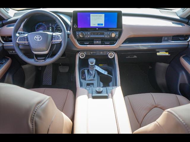 2025 Toyota Grand Highlander Platinum