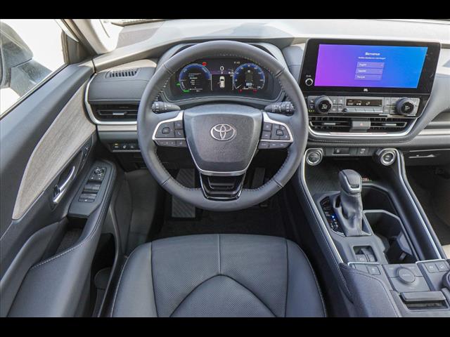 2025 Toyota Grand Highlander Hybrid Limited