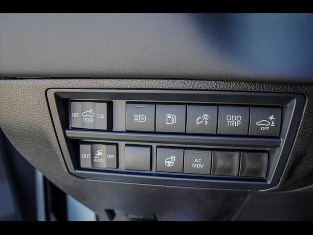 2025 Toyota Tundra Platinum HV