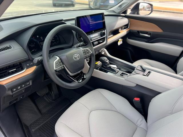 2025 Toyota Grand Highlander Hybrid Limited