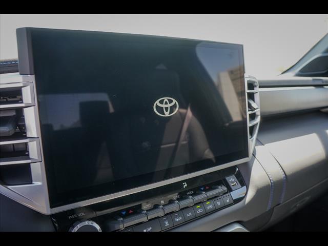 2025 Toyota Tundra Platinum HV