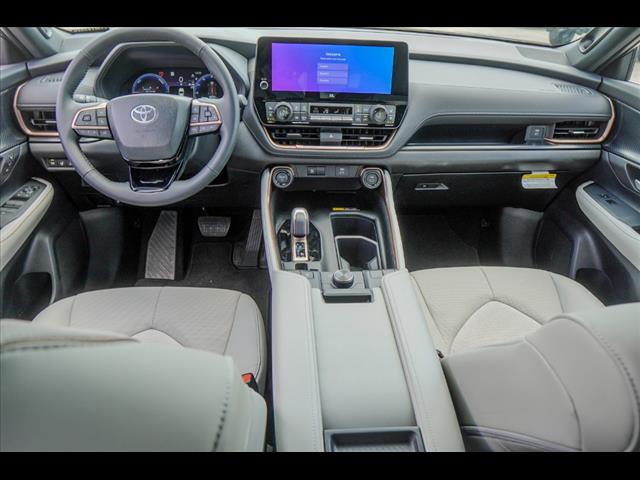 2025 Toyota Grand Highlander Hybrid MAX Limited