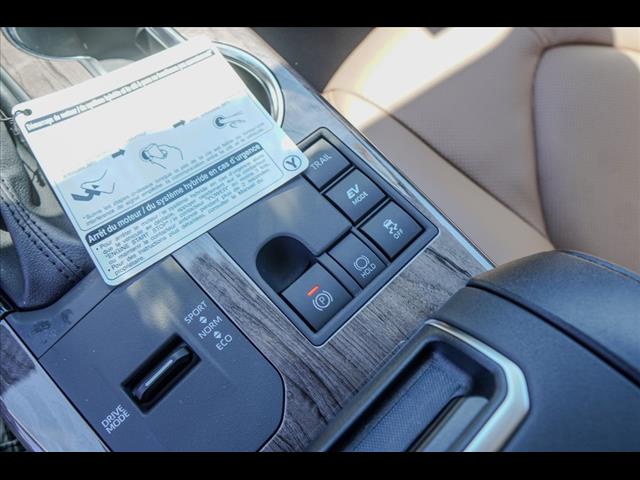 2025 Toyota Highlander Hybrid XLE